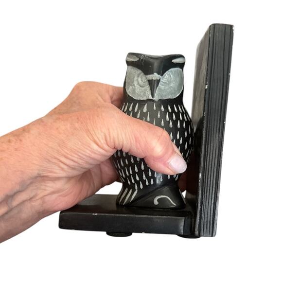 Vintage Hand Carved Soapstone Owl Bookends Set of 2 - Picture 10 of 10